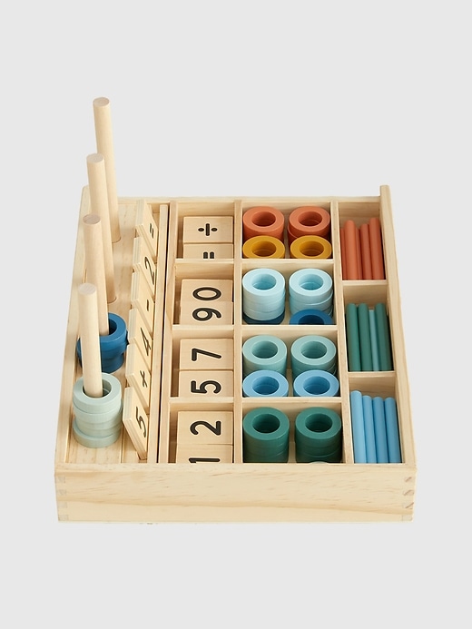 das lernspielzeugset „der mathematikpfad