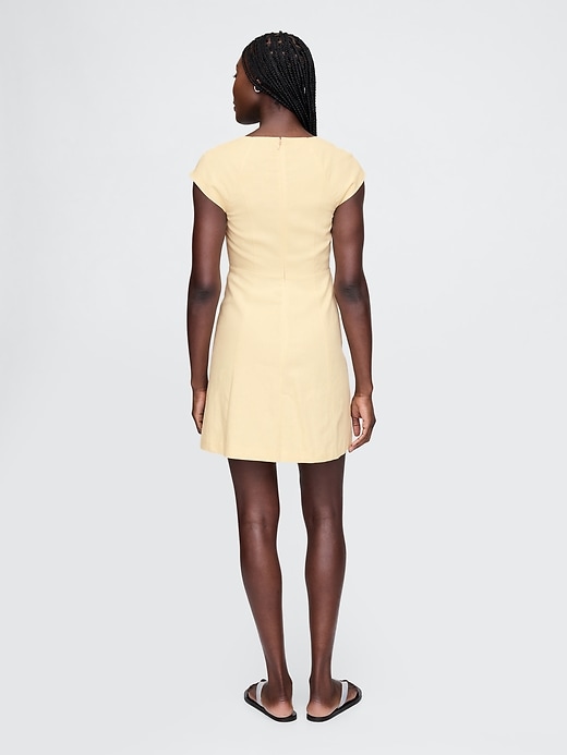 minikleid aus leinenmischung mit kurzen Ärmeln