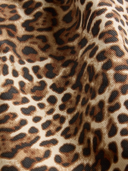 ultraweiches leoparden-jeans-minikleid