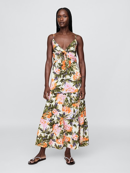 stufen-maxikleid mit bindeband vorne