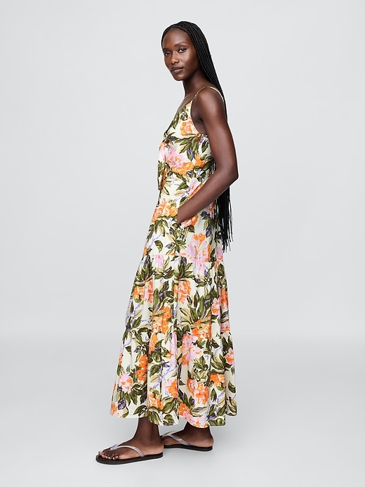 stufen-maxikleid mit bindeband vorne