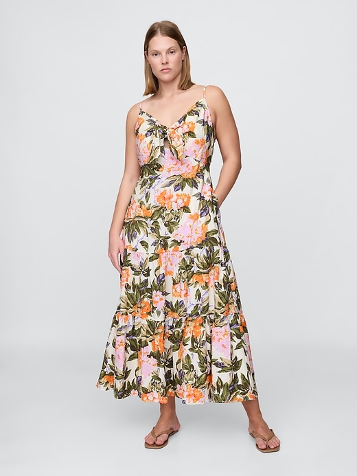 stufen-maxikleid mit bindeband vorne