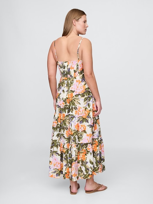 stufen-maxikleid mit bindeband vorne