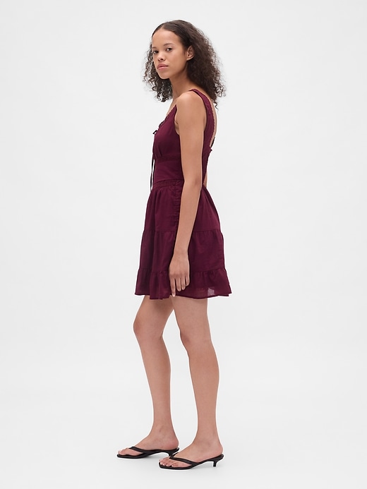 stufenkleid mit spitzenbesatz