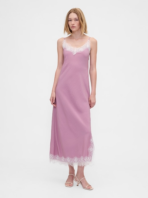 maxikleid mit spitzenbesatz