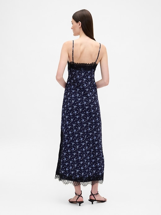 maxikleid mit spitzenbesatz
