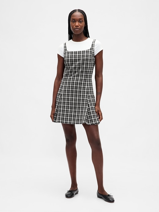 plissiertes minikleid mit eckigem ausschnitt