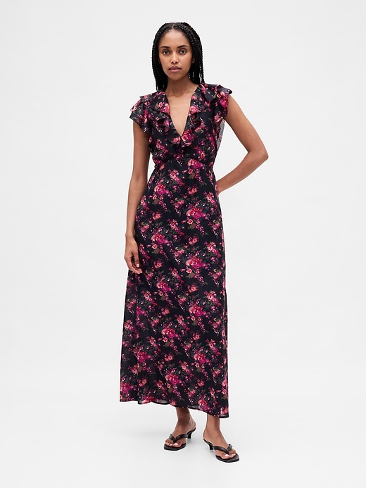 maxikleid mit rüschen und v-ausschnitt