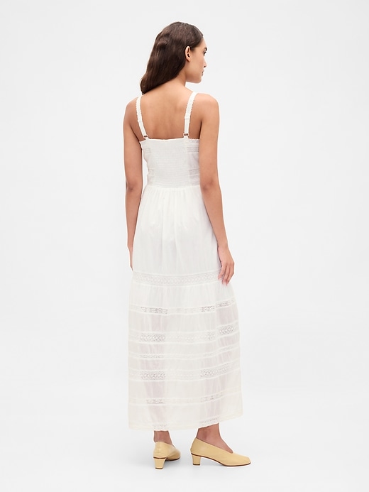 maxikleid mit spitzenbesatz