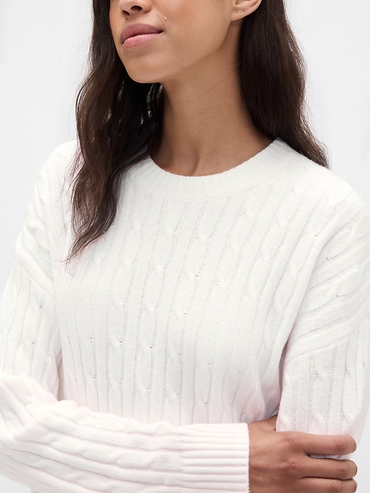 cashsoft mini-strickkleid mit zopfmuster