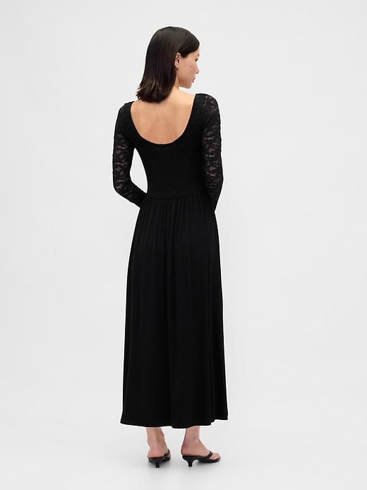 maxikleid aus verschiedenen materialien