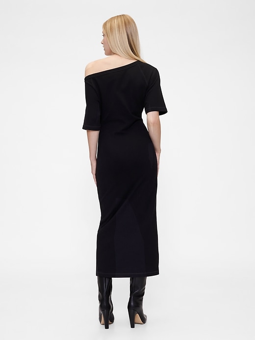 gapstudio jersey-midikleid mit schulterfreiem ausschnitt