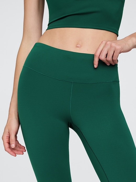 gapfit leggings mit glattem hohem bund und kurzem schnitt