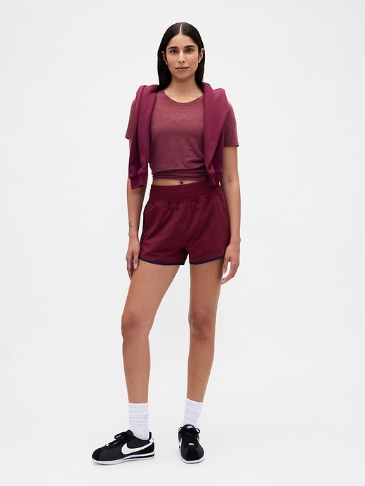 gapfit breathe t-shirt