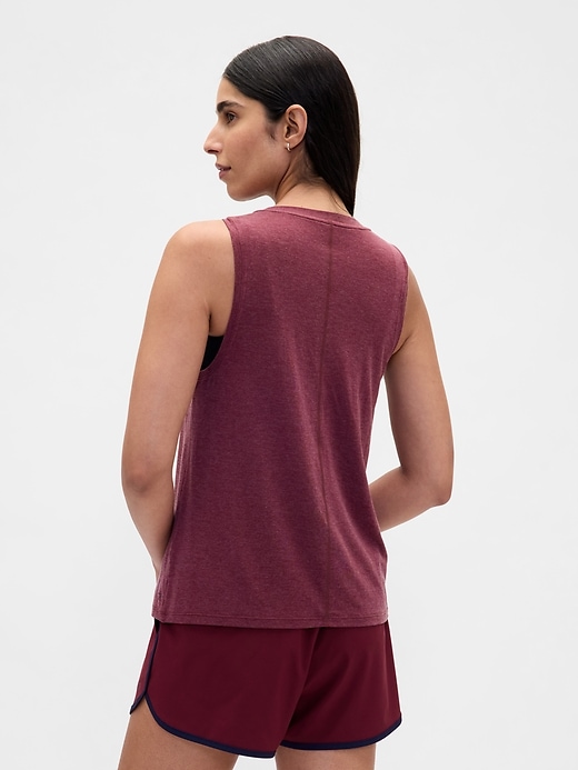 gapfit breathe tanktop