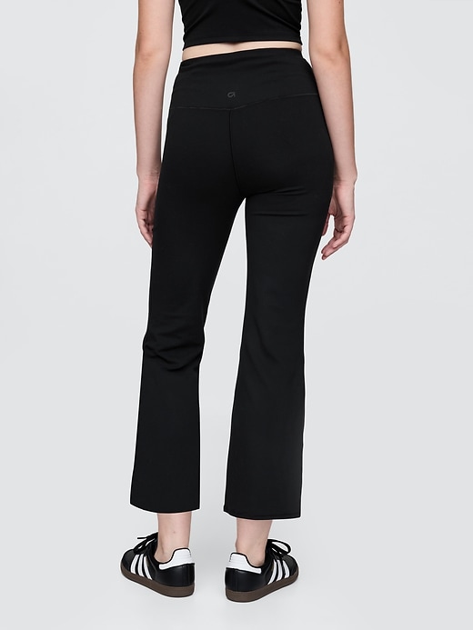 gapfit leggings mit glattem hohem bund und ausgestelltem bein