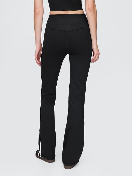 gapfit sky high rise power flare leggings