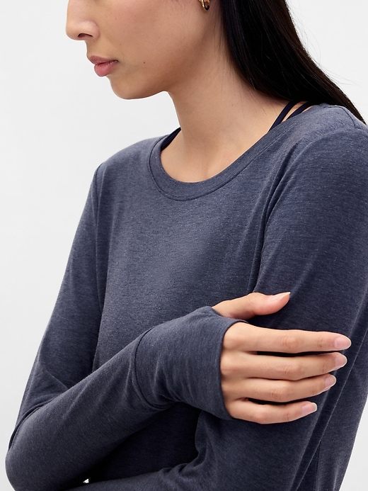 gapfit breathe t-shirt