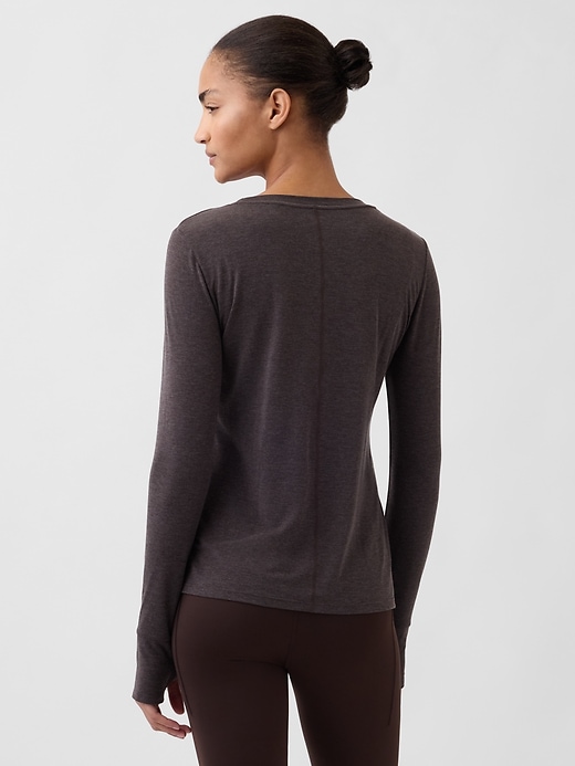 gapfit breathe t-shirt