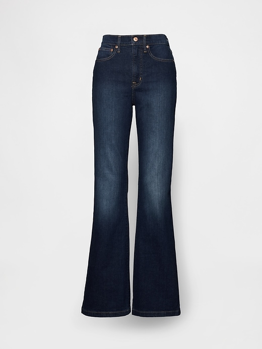hochgeschnittene schlagjeans im 70er-jahre-stil
