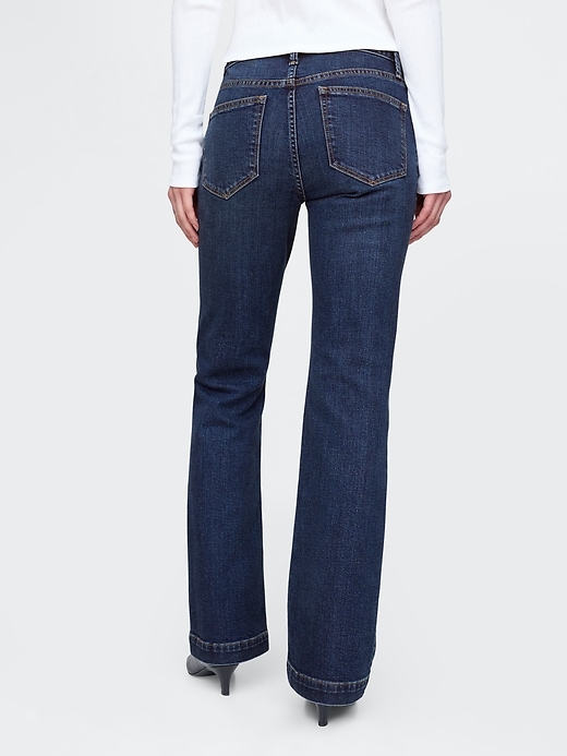 hüftjeans lang und schmal geschnitten