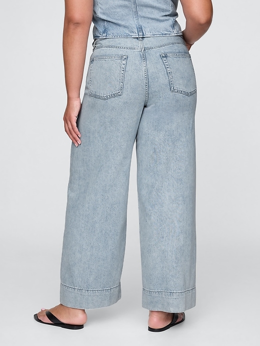 baggy-hose aus ultraweichem denim mit mittelhohem bund