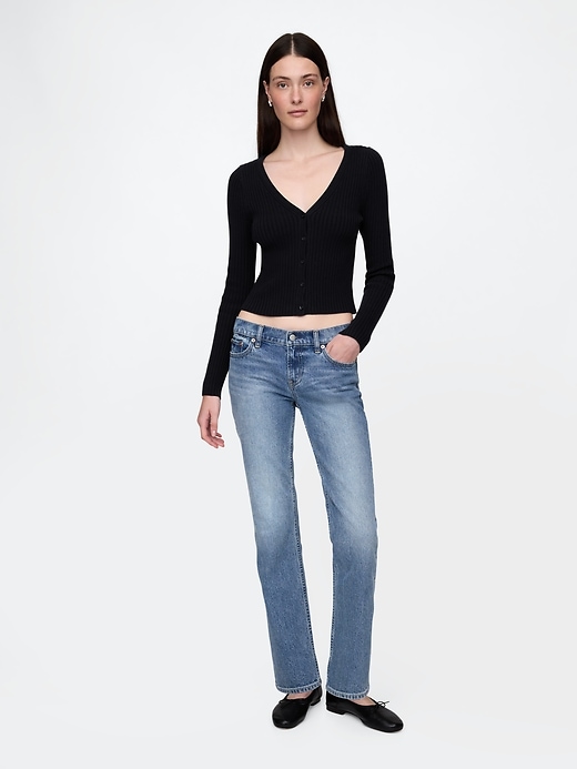 hüftjeans im 90er-jahre-stil schmal geschnitten gerade geschnitten