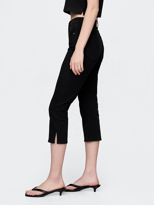 high rise cropped capri jeans