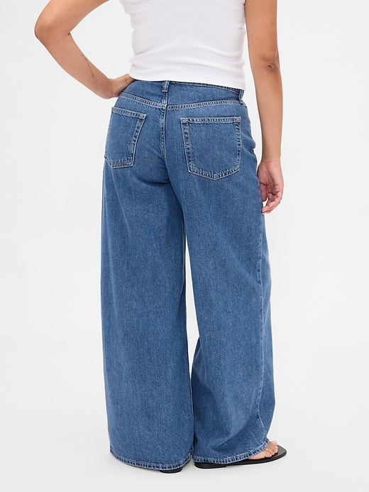 curvy mid rise ultrasoft baggy jeans