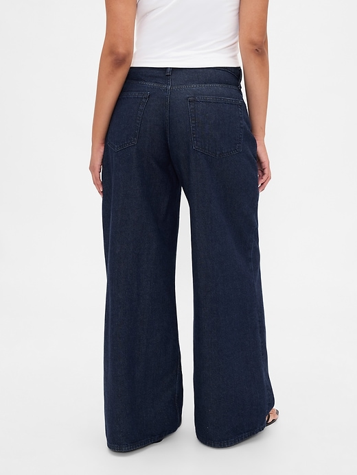 curvy mid rise ultrasoft baggy jeans