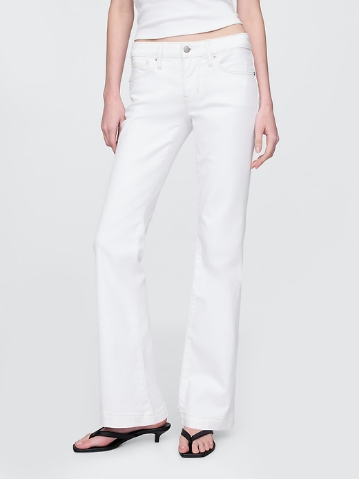 hüftjeans lang und schmal geschnitten