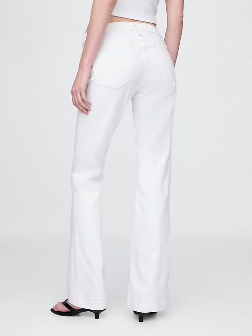 hüftjeans lang und schmal geschnitten