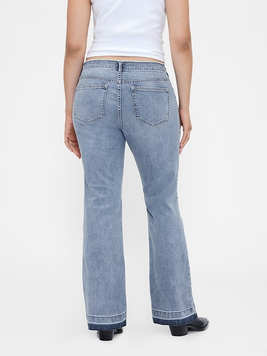 hüftjeans lang und schmal geschnitten