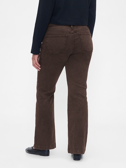 hüftjeans lang und schmal geschnitten