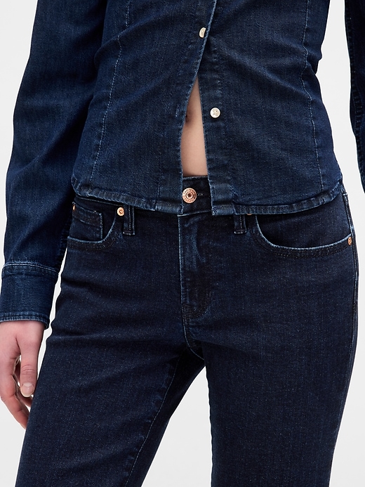 hüftjeans lang und schmal geschnitten