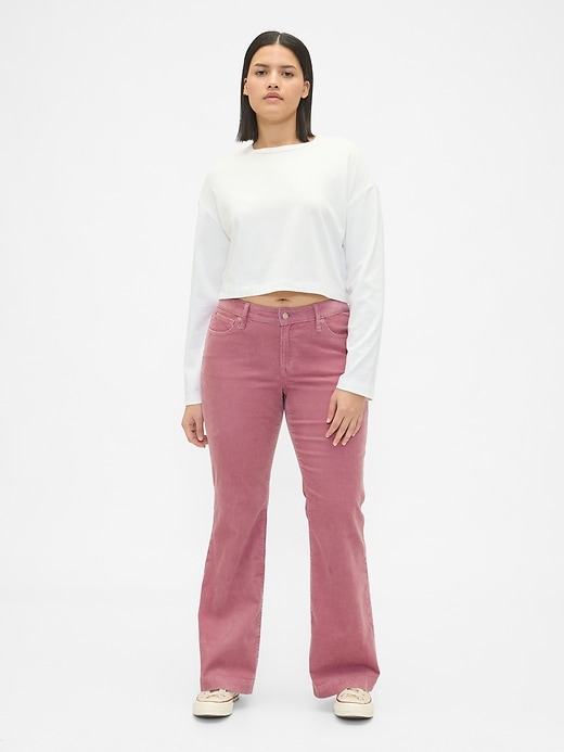 long lean jeans aus cord mit niedrigem bund