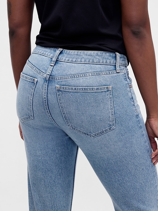 curvy low rise slim straight jeans aus den 90ern