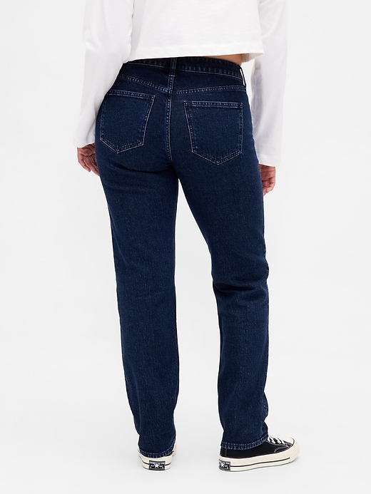 curvy low rise slim straight jeans aus den 90ern