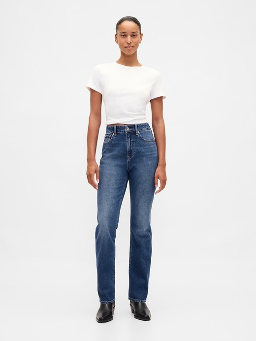 curvy high rise slim straight jeans im 90er-jahre-stil mit geradem bein und schmalem schnitt.