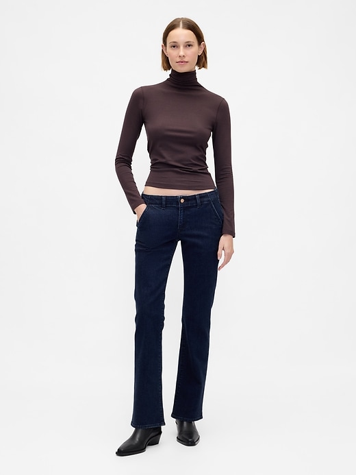 hüftjeans lang und schmal geschnitten