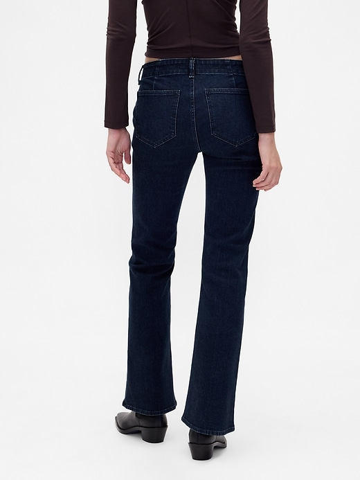 hüftjeans lang und schmal geschnitten