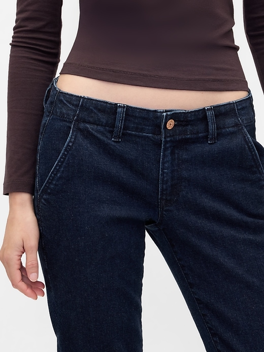 hüftjeans lang und schmal geschnitten