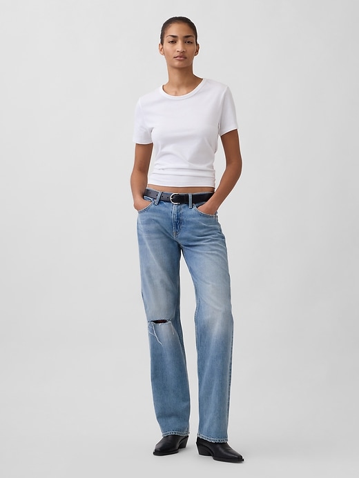 mittelhoch geschnittene steife lockere straight-jeans