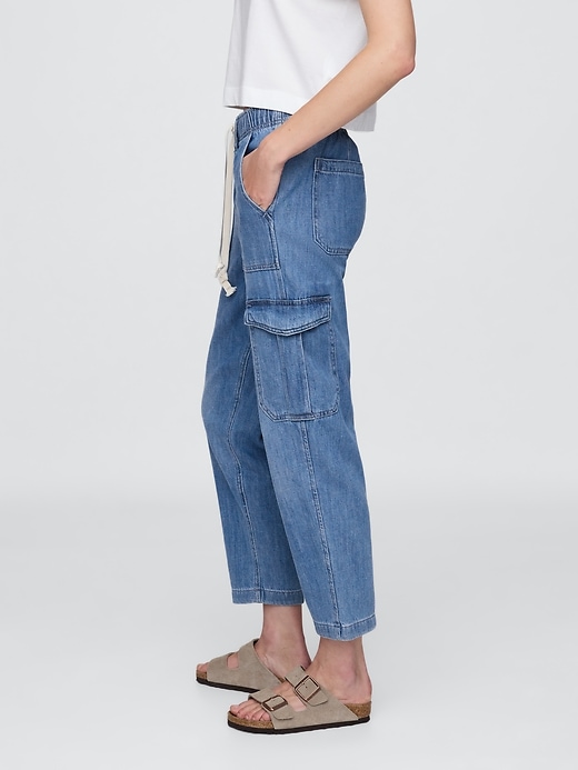 jeans-jogginghose mit cargo-funktion