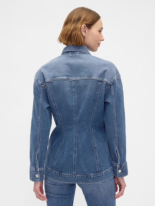 figurbetonte lange jeansjacke