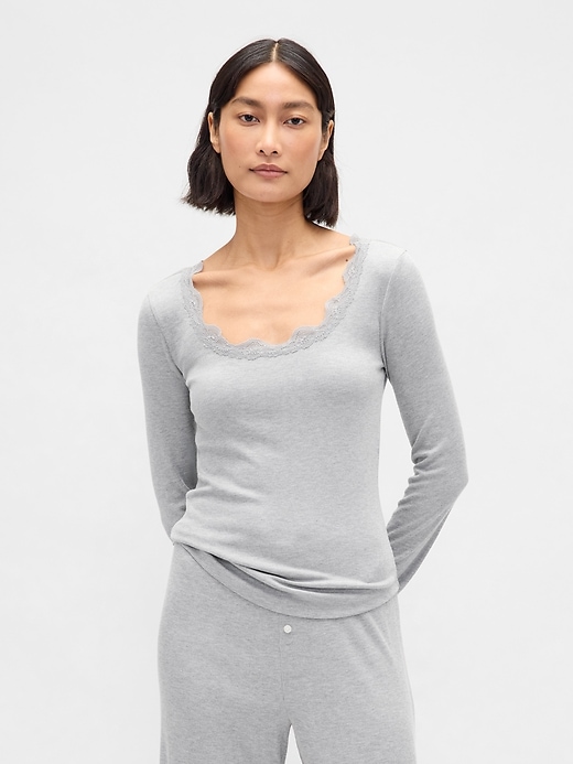 mini-ripp-pyjamaoberteil mit spitzenbesatz