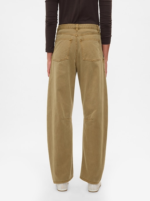 twill-hosen mit mittelhohem bund