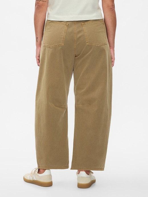 twill-hosen mit mittelhohem bund