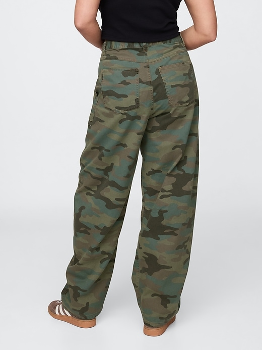 twill-hosen mit mittelhohem bund