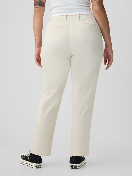 khakis für die innenstadt mittlere größe
